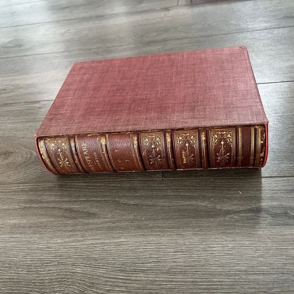 Shakespeare Works Vol 1 Staunton Leather 1866 Ed